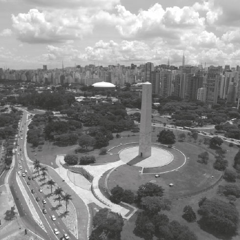 A 10 minutos de carro do parque ibirapuera